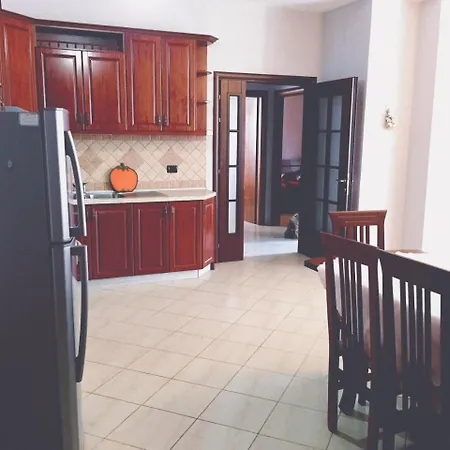 For Rent Apartamento *